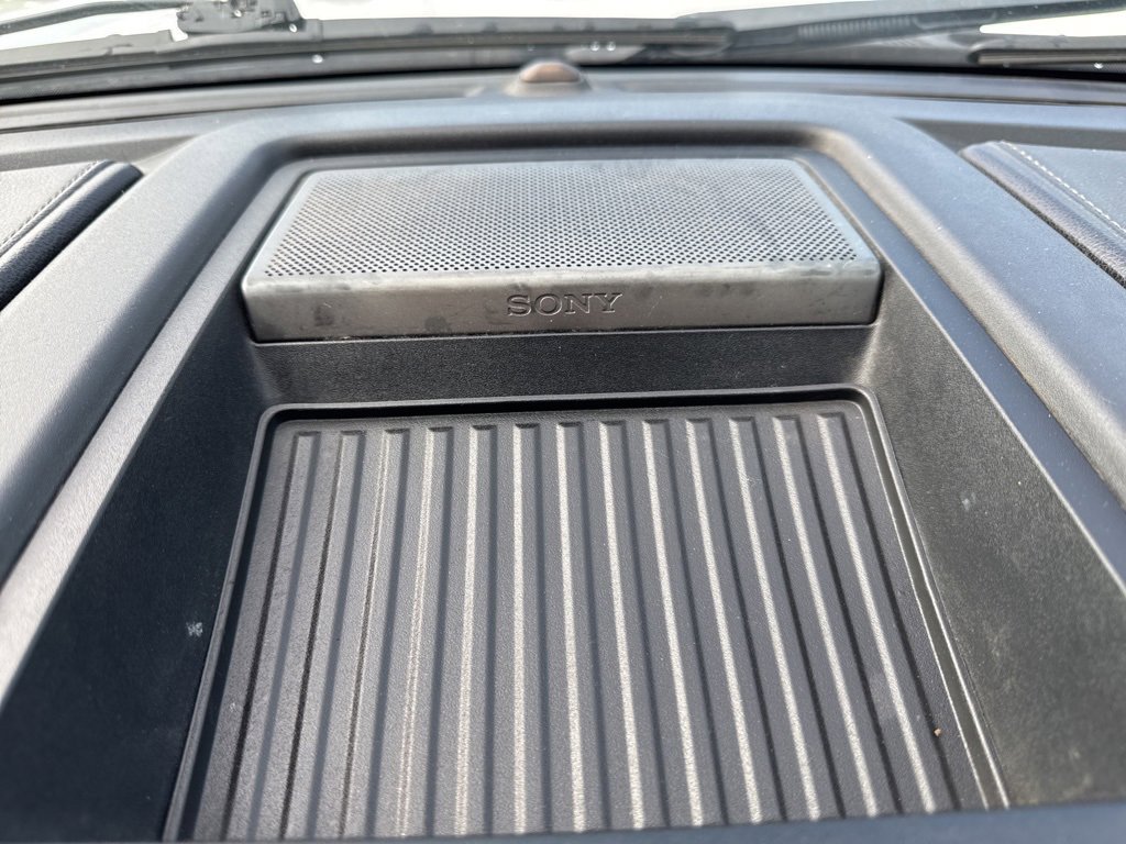 Used 2017 Ford F350 Lariat w/ Chrome Package image 37