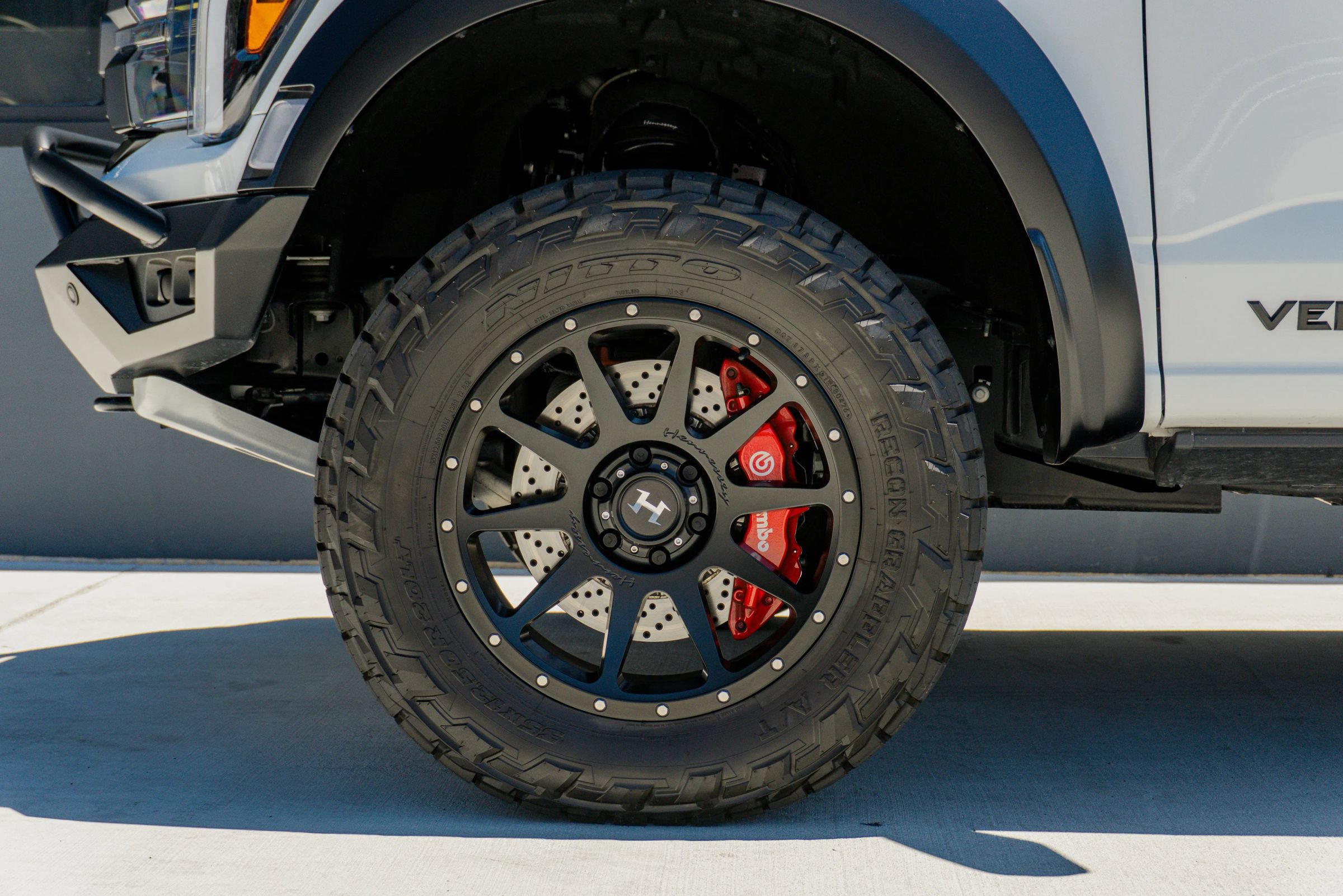 Used 2025 Ford F150 Raptor AWD/4WD image 19