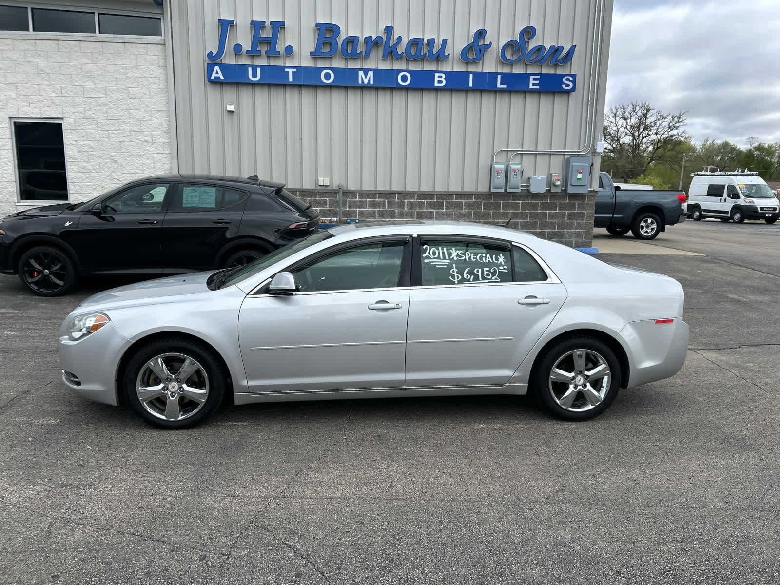 Used 2011 Chevrolet Malibu LT FWD image 7