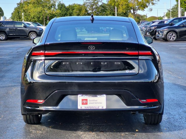 Certified 2027 Toyota Prius XLE FWD image 7
