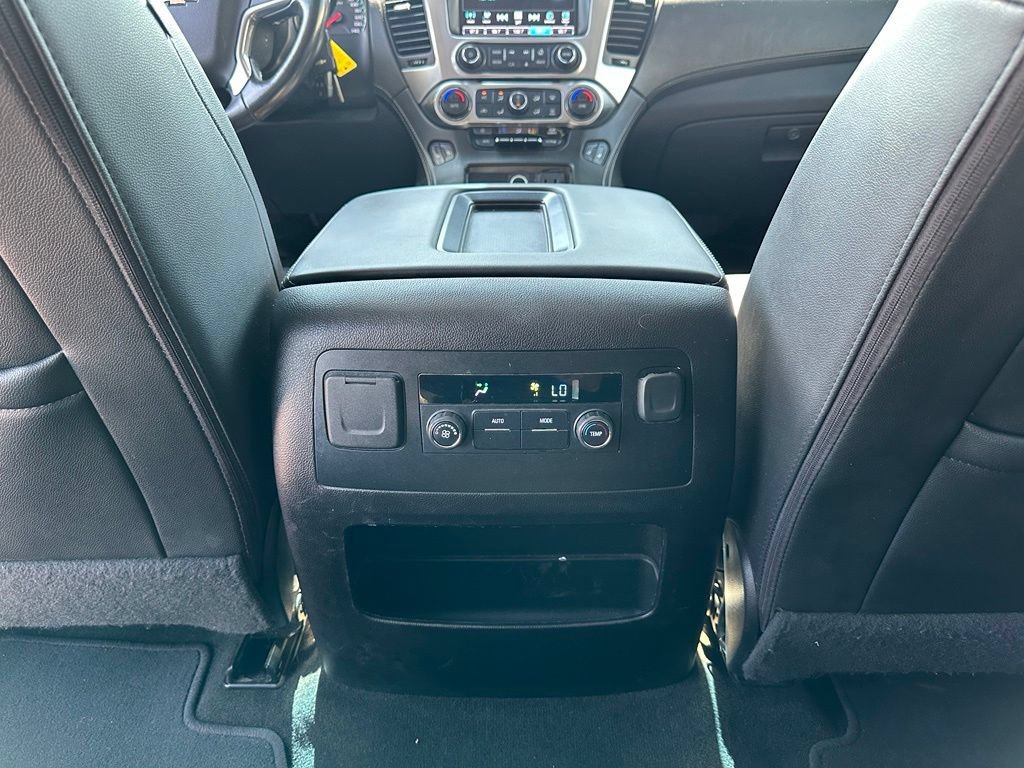 Used 2018 Chevrolet Suburban LT AWD/4WD image 26
