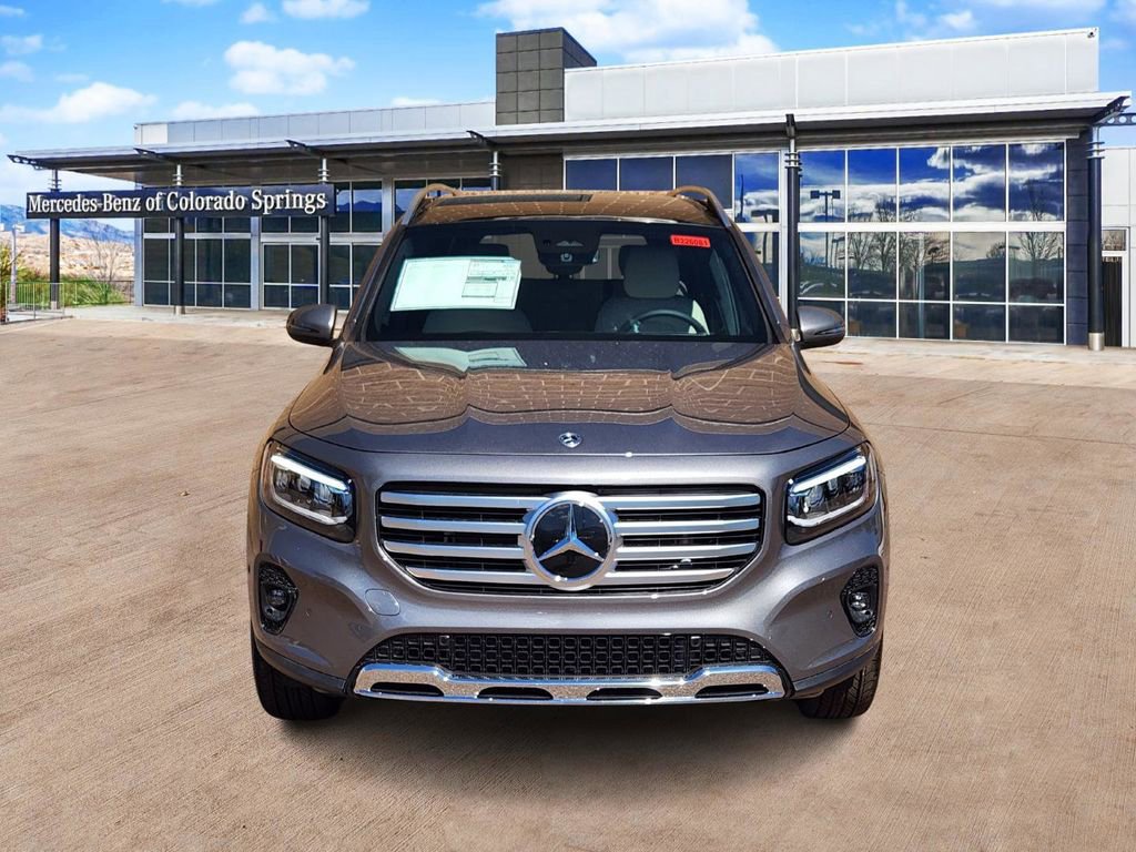 New 2026 Mercedes-Benz GLB 250 4MATIC image 2