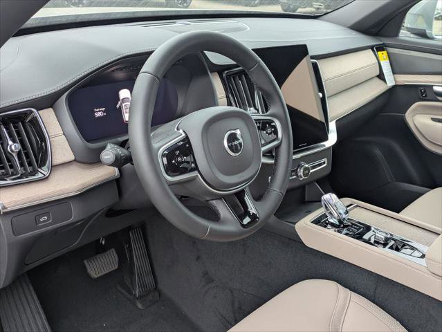New 2026 Volvo XC90 B5 Plus w/ Protection Package image 7