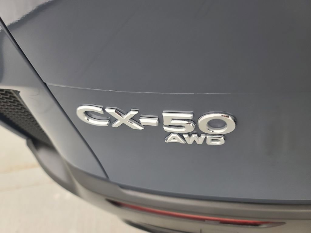 Used 2025 MAZDA CX-50 AWD 2.5 Hybrid w/ Premium Pkg image 12
