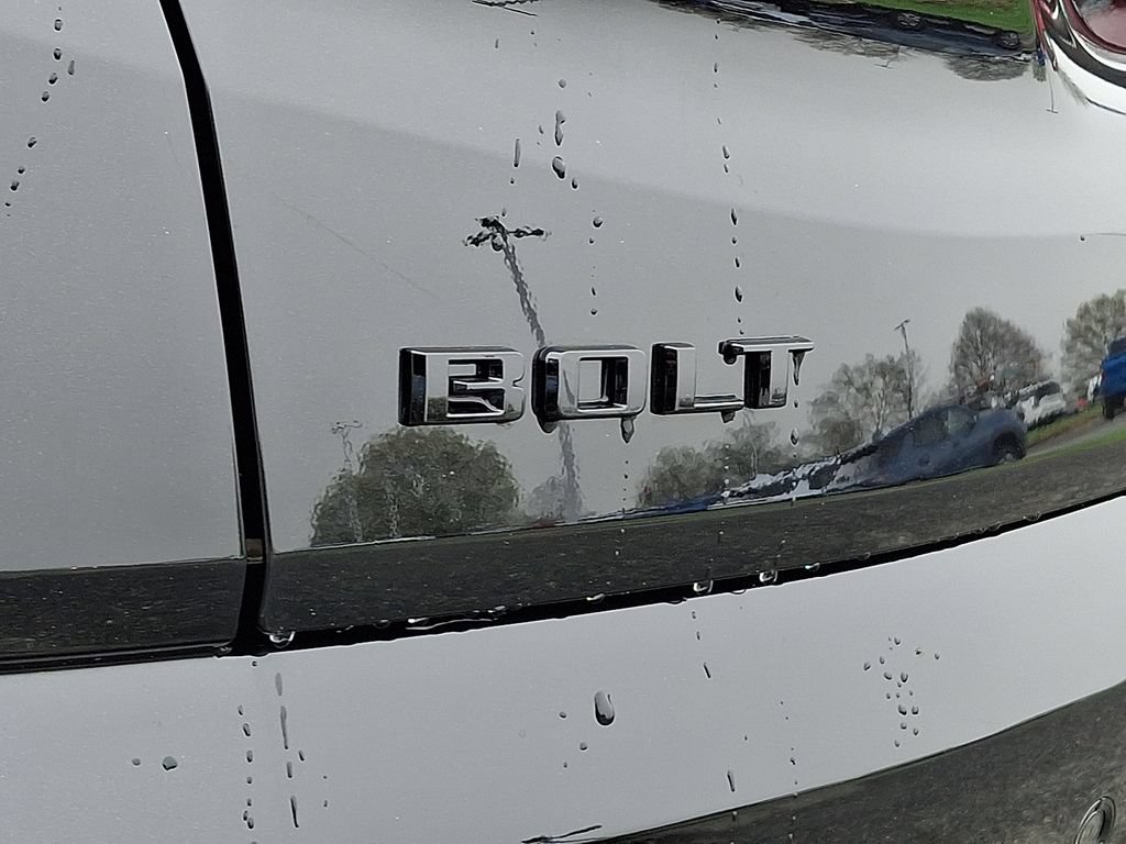 New 2027 Chevrolet Bolt LT w/ Comfort Package FWD image 20