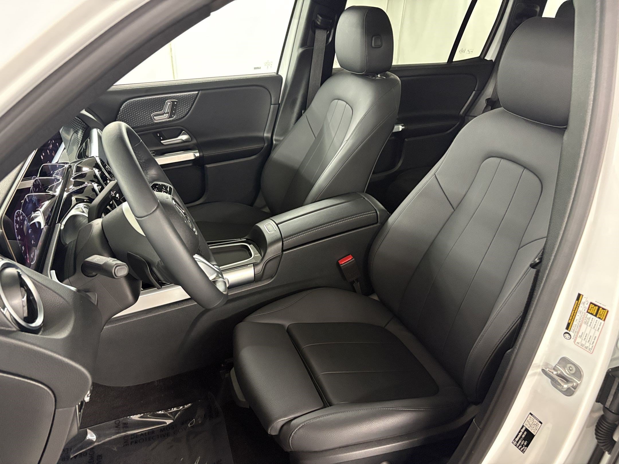 Certified 2026 Mercedes-Benz GLB 250 image 5