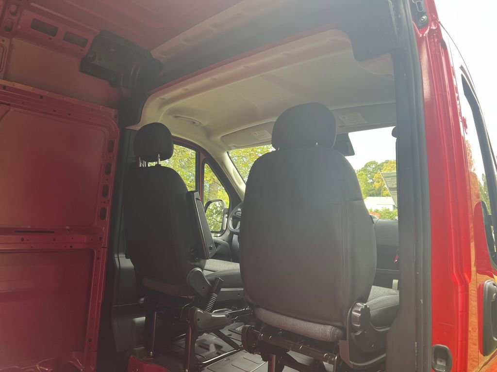 New 2026 RAM ProMaster 2500 w/ Quick Order Package 22G SLT image 16