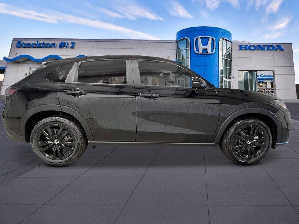 New 2026 Honda HR-V Sport image 8