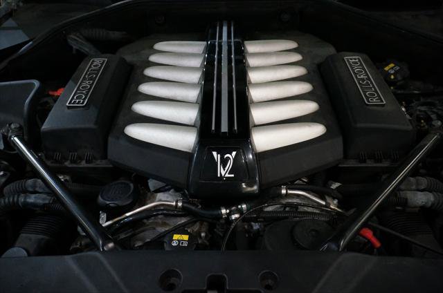 Used 2015 Rolls-Royce Wraith image 31