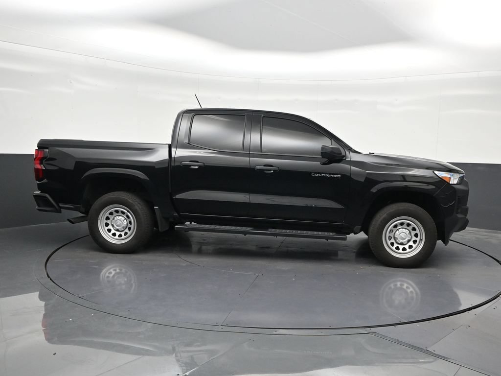 Used 2025 Chevrolet Colorado W/T RWD image 7