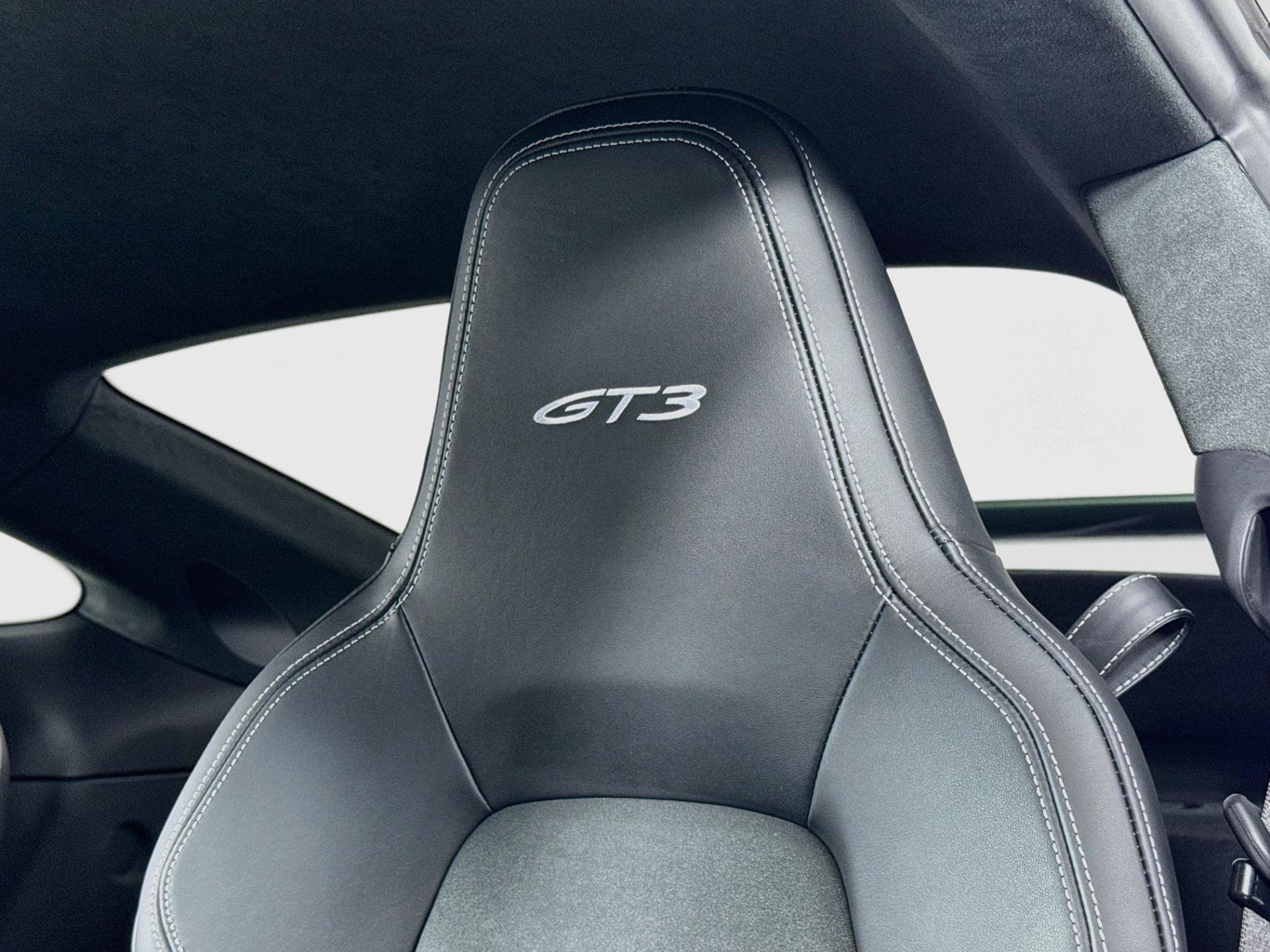 Used 2026 Porsche 911 GT3 RWD image 61