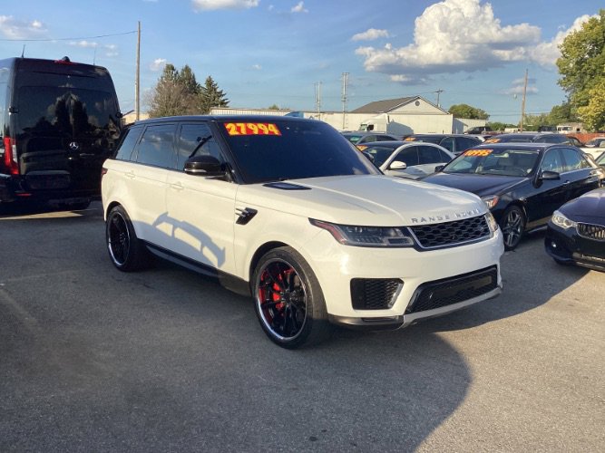 Used 2021 Land Rover Range Rover Sport SE image 2