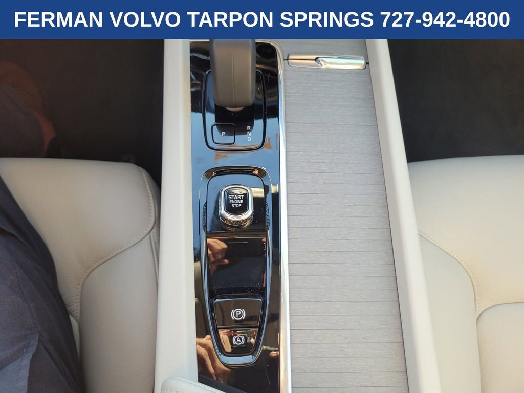 New 2025 Volvo XC60 B5 Plus w/ Protection Package Premier image 29