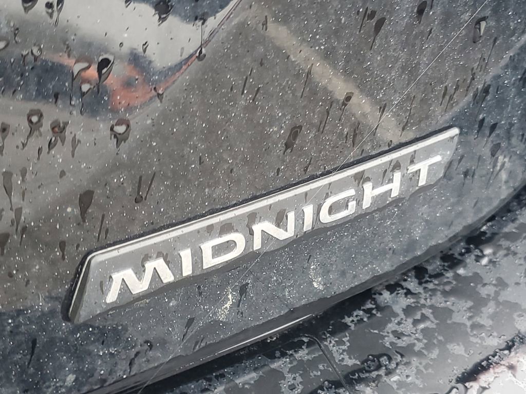 Used 2023 Nissan Sentra SR w/ Midnight Edition Package image 6