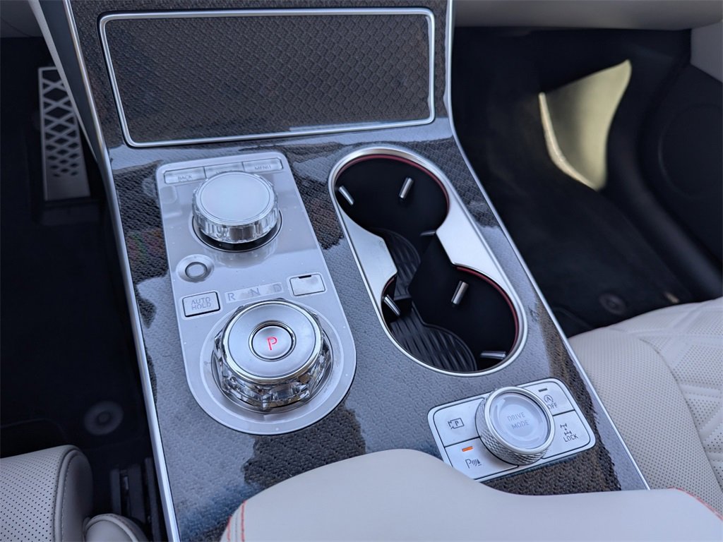 New 2025 Genesis GV80 3.5T e-SC image 22