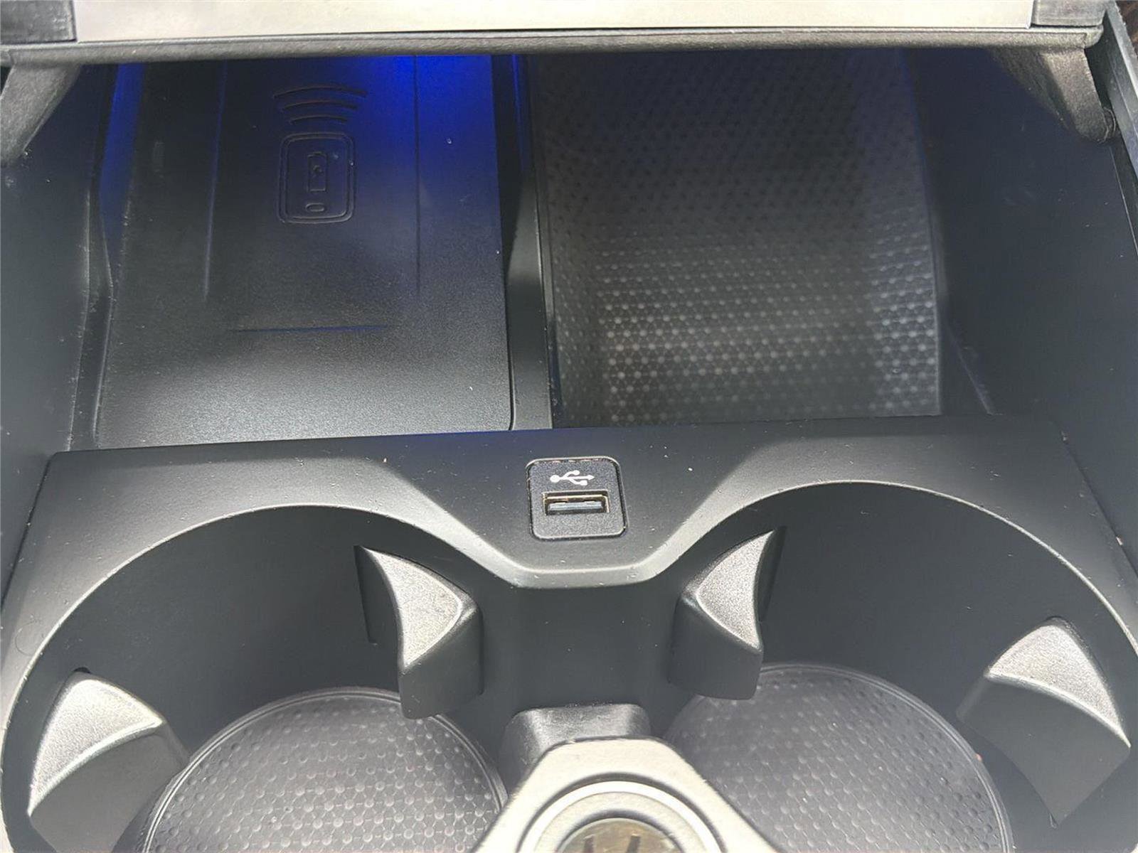 Used 2024 BMW X6 xDrive40i w/ Premium Package image 26