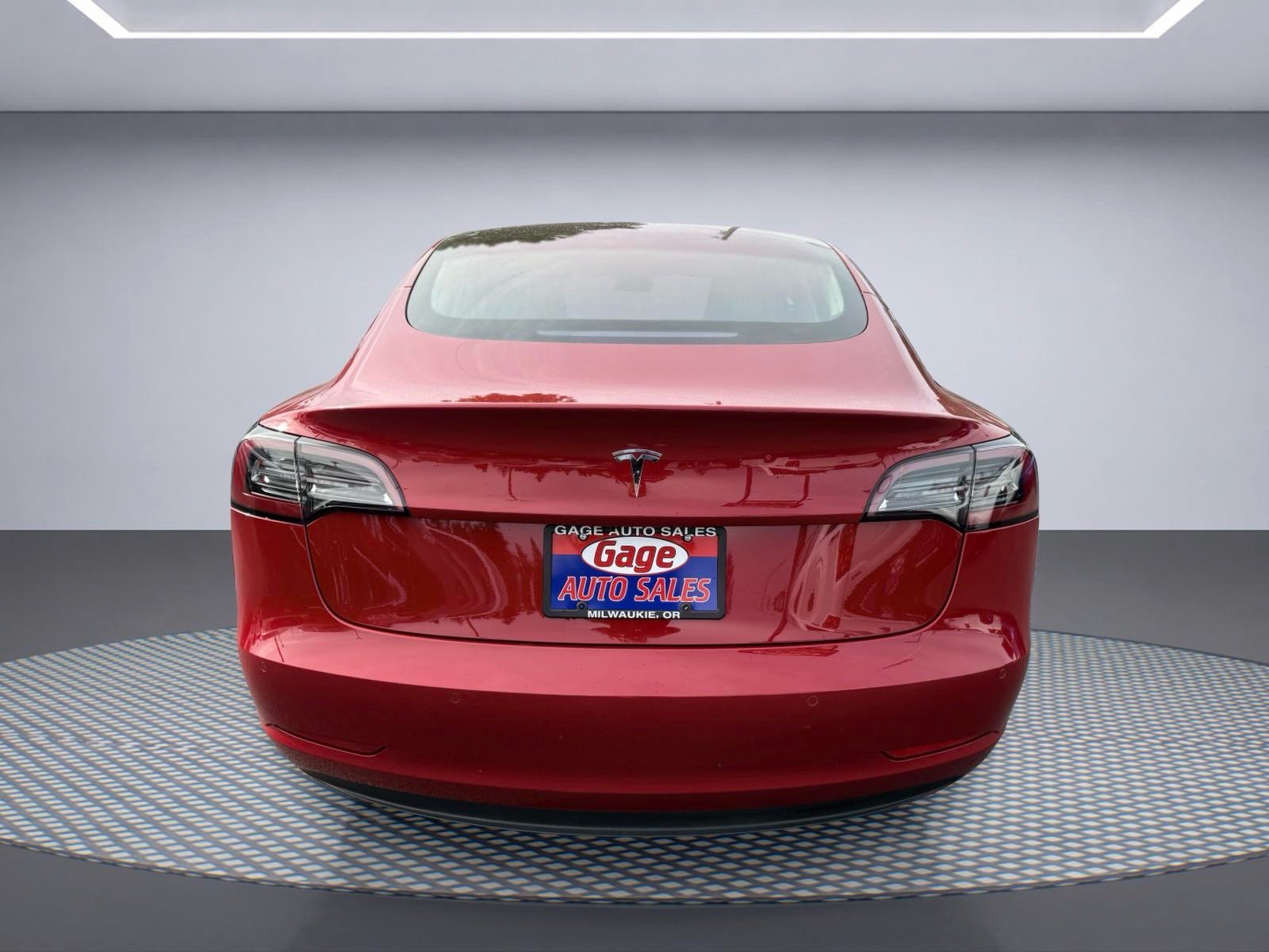 Used 2018 Tesla Model 3 Mid Range RWD image 4