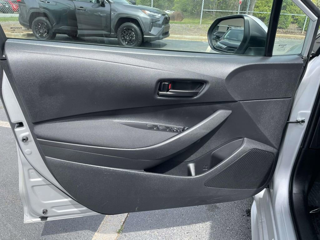 Used 2024 Toyota Corolla LE image 13