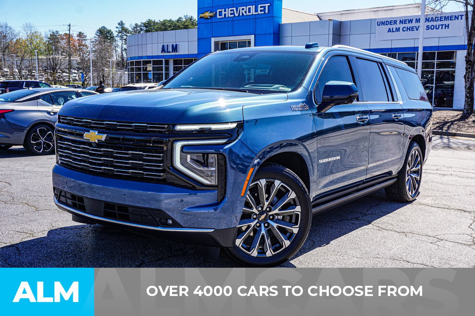 Used 2025 Chevrolet Suburban High Country AWD/4WD image 2