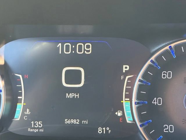 Used 2025 Chrysler Pacifica Limited FWD image 31