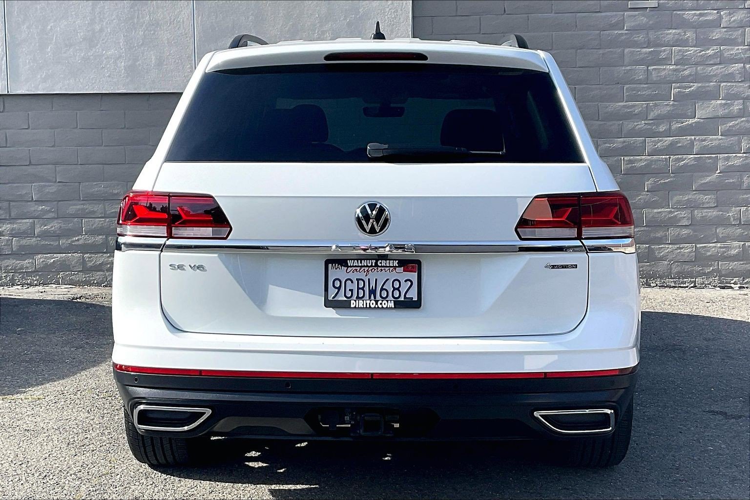 Certified 2023 Volkswagen Atlas SE w/ Panoramic Sunroof Package AWD/4WD image 3