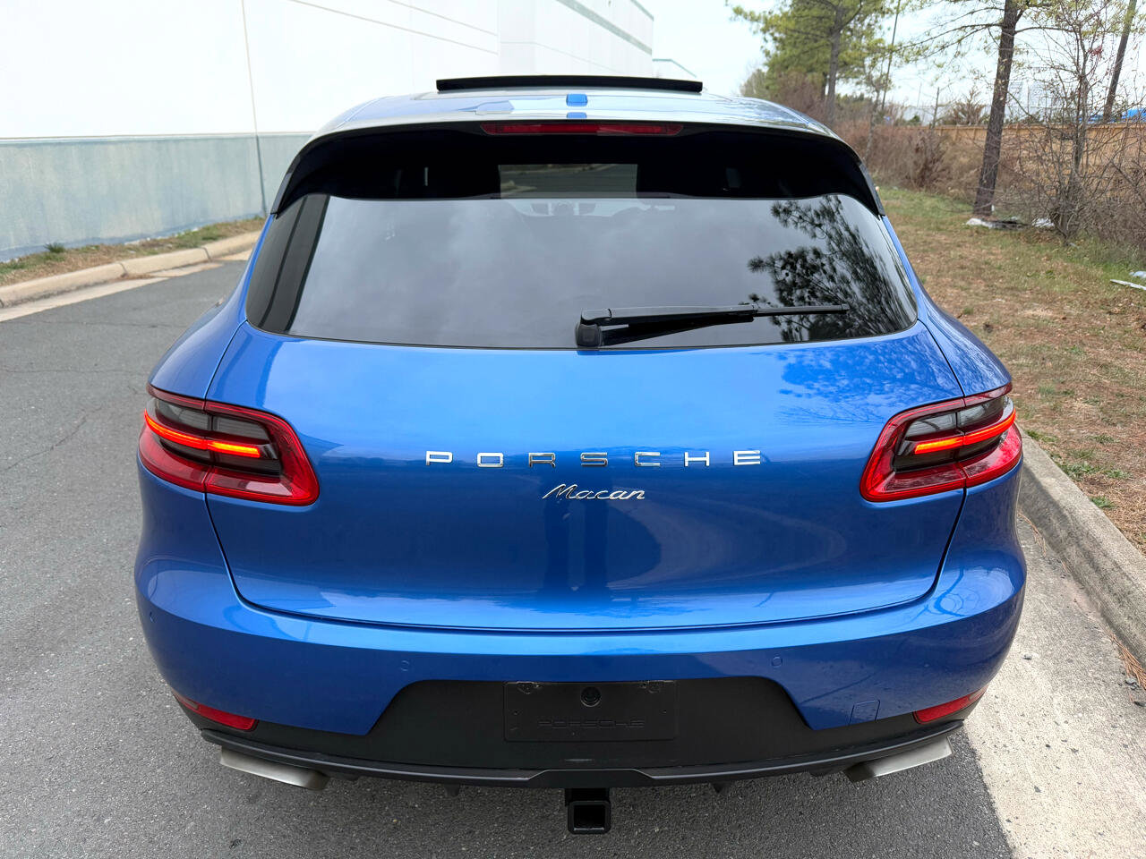 Used 2018 Porsche Macan image 9