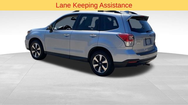 Used 2017 Subaru Forester 2.5i Premium w/ All-Weather Package AWD/4WD image 6