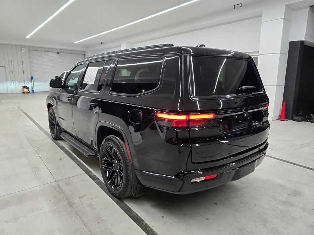 Used 2023 Jeep Wagoneer Series II image 4