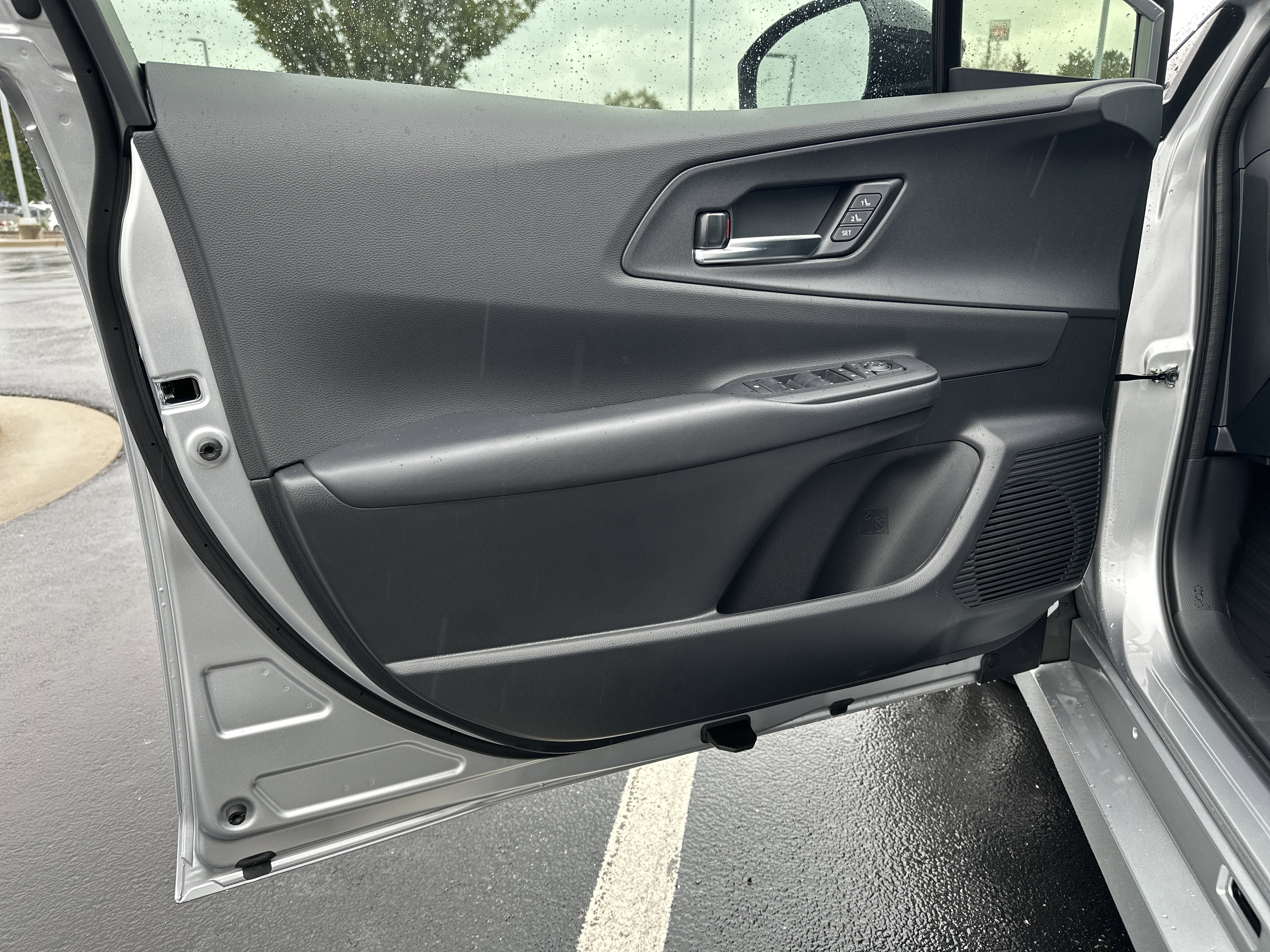 New 2026 Toyota Prius Plug-In Hybrid image 16