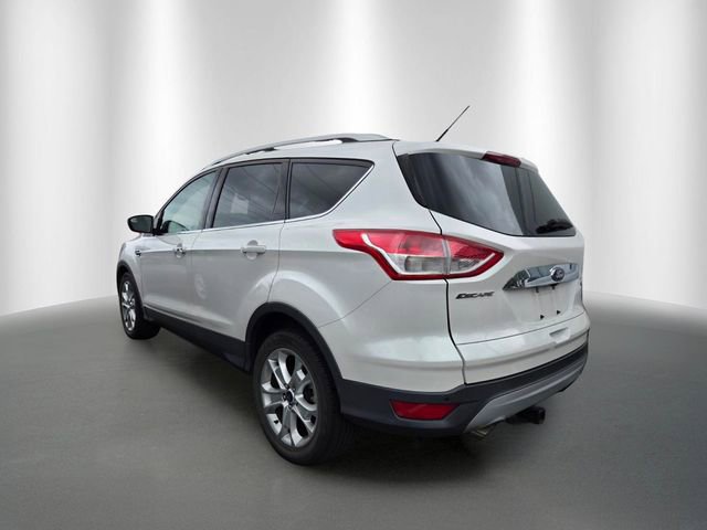 Used 2016 Ford Escape Titanium FWD image 2