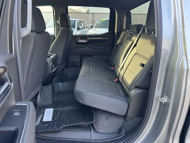 New 2026 GMC Sierra 1500 Elevation w/ LPO, Elevation Black Package image 16