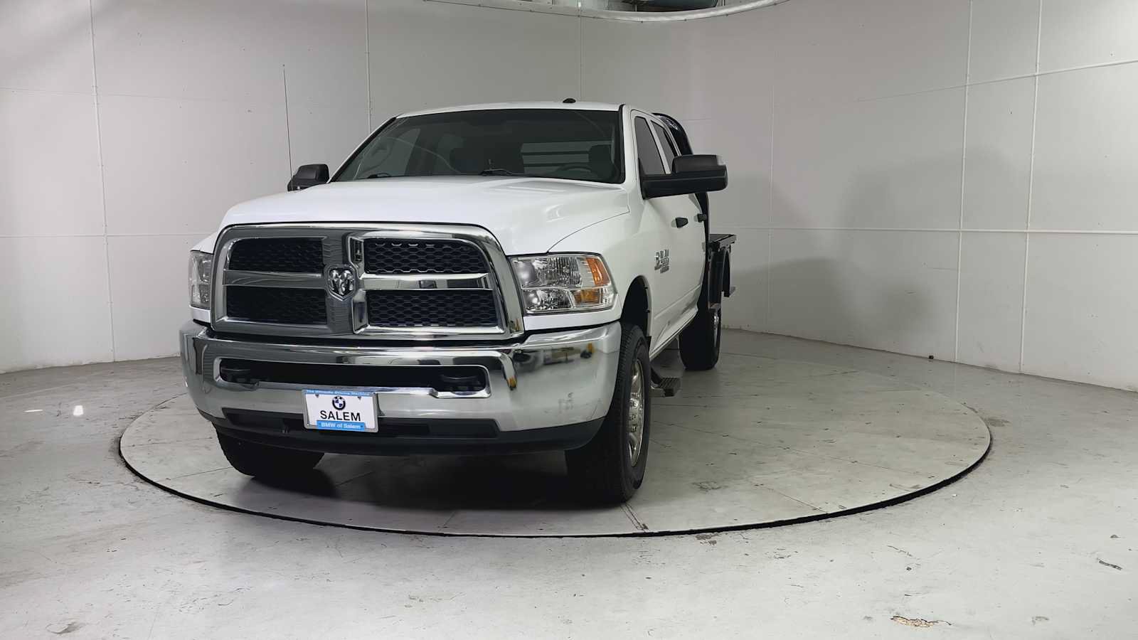 Used 2017 RAM 2500 Tradesman w/ Chrome Appearance Group AWD/4WD image 6