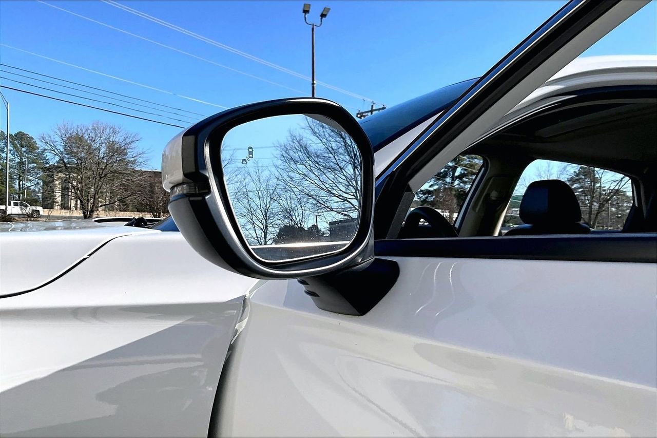 Used 2022 Honda Civic Touring image 29