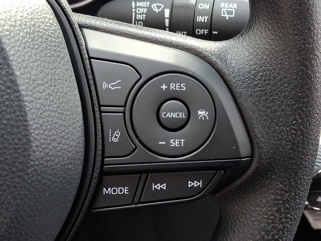 Certified 2025 Toyota RAV4 XLE image 22