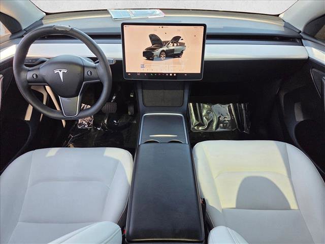 Used 2023 Tesla Model Y Long Range image 17