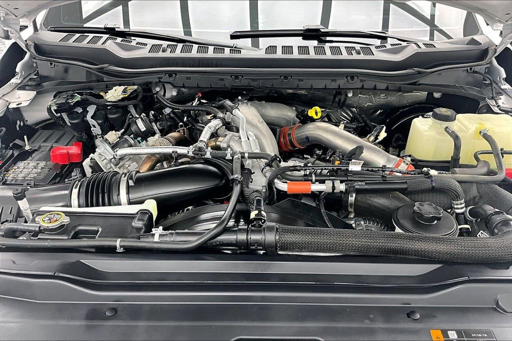 Certified 2024 Ford F250 Platinum AWD/4WD image 10