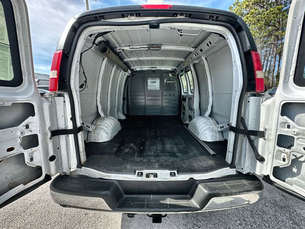 Certified 2014 Chevrolet Express 2500 w/ Cold Climate Package image 24