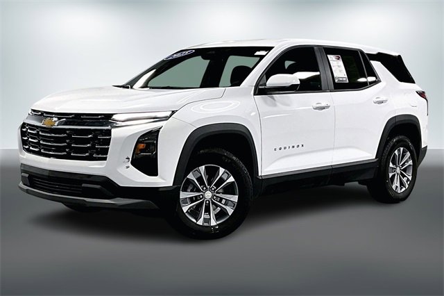 Used 2025 Chevrolet Equinox LT image 3