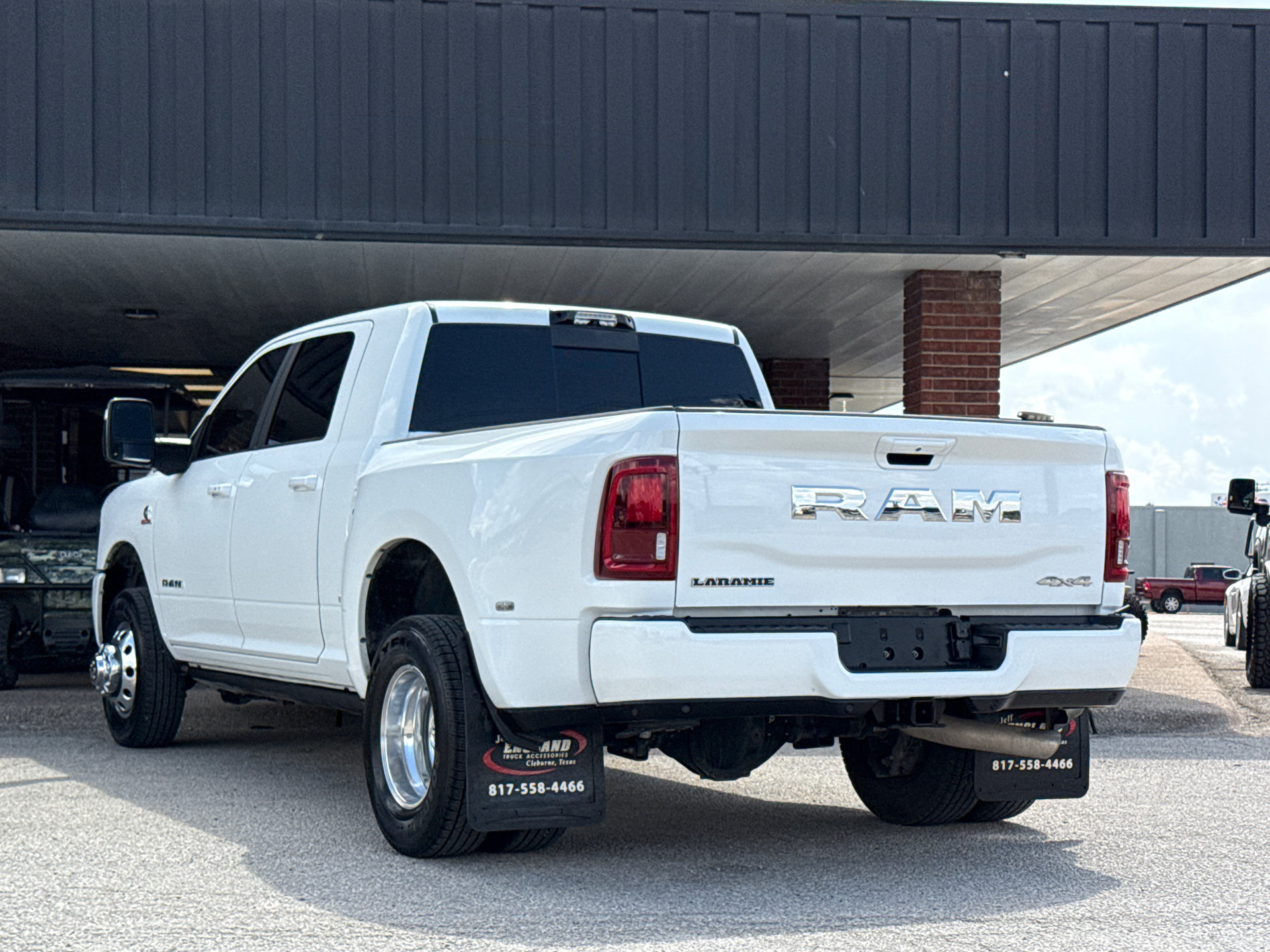 Used 2026 RAM 3500 Laramie AWD/4WD image 8
