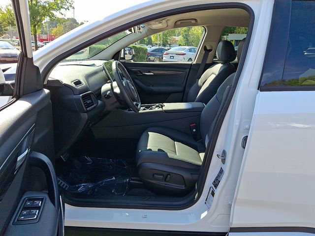 Used 2023 VinFast VF 8 Eco image 16