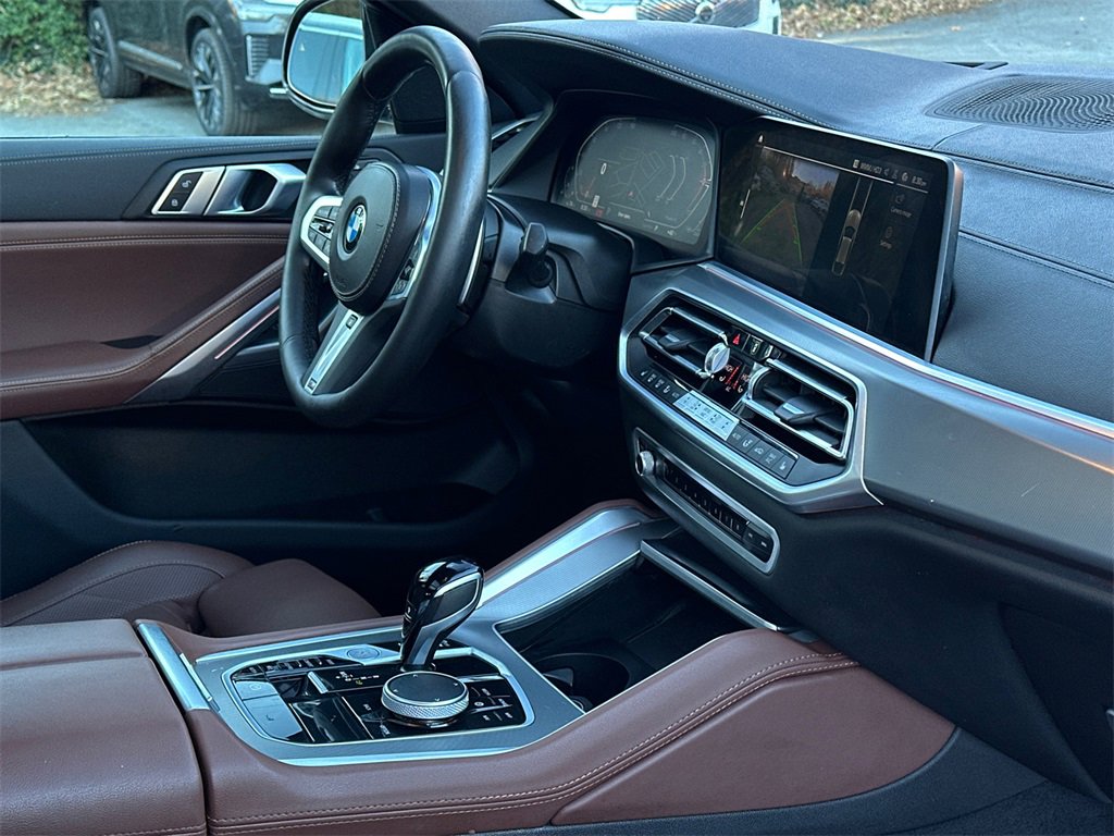 Used 2023 BMW X6 xDrive40i w/ M Sport Package image 14