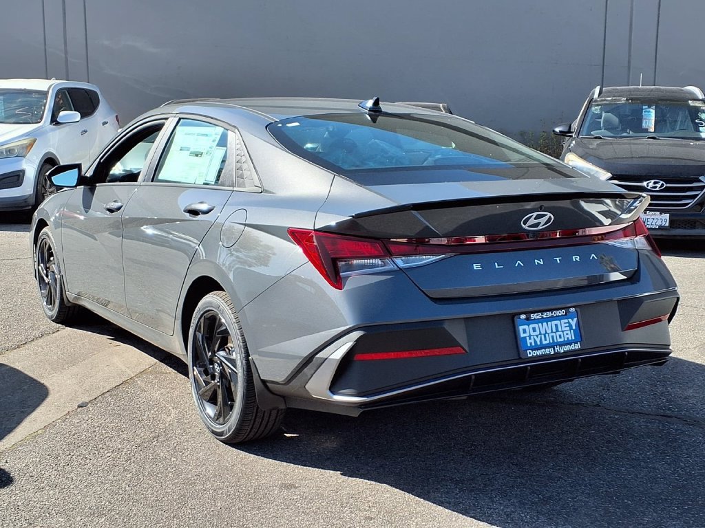 New 2026 Hyundai Elantra Sport FWD image 6