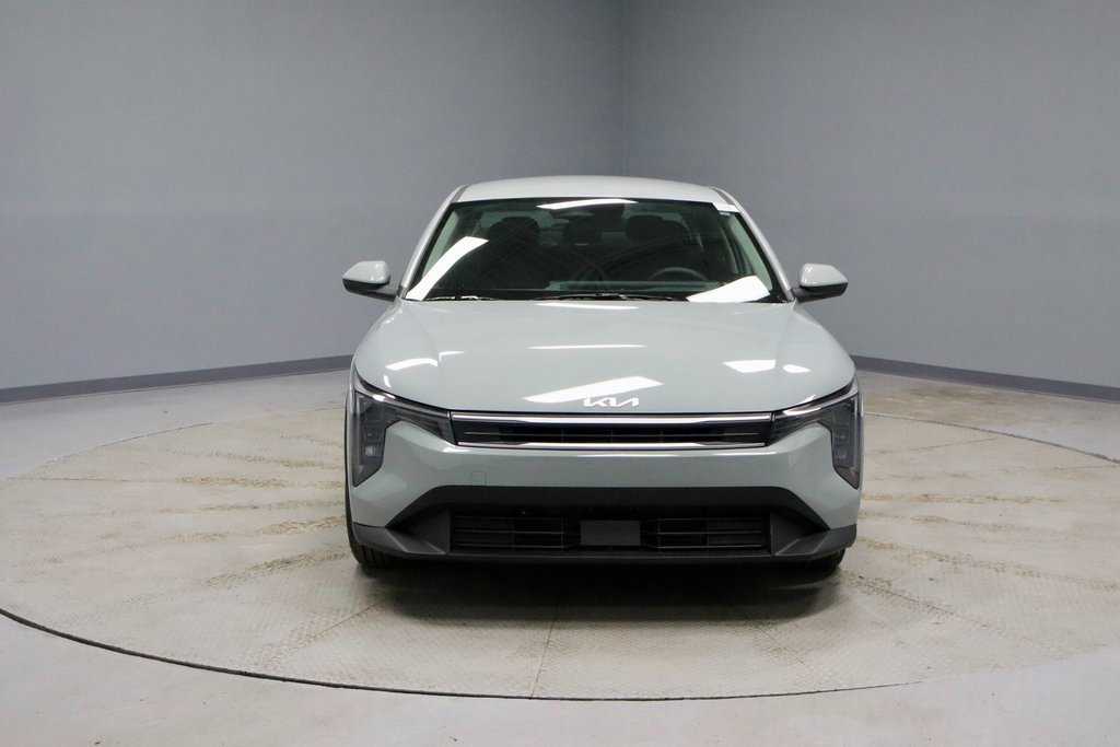 Used 2025 Kia K4 LXS image 6