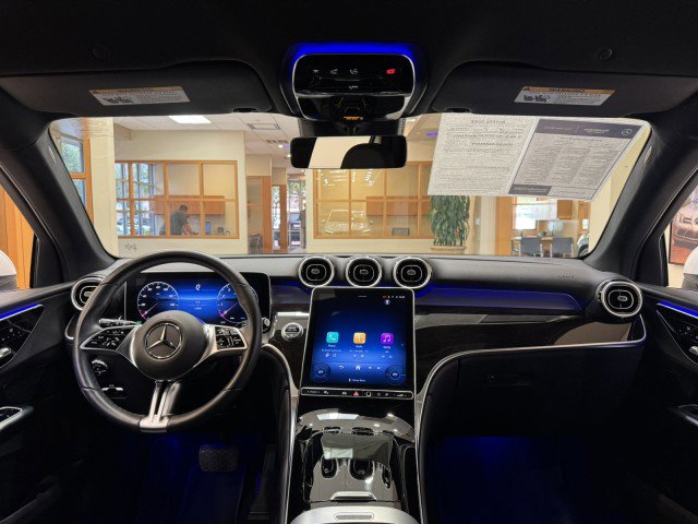 Certified 2025 Mercedes-Benz GLC 300 image 7
