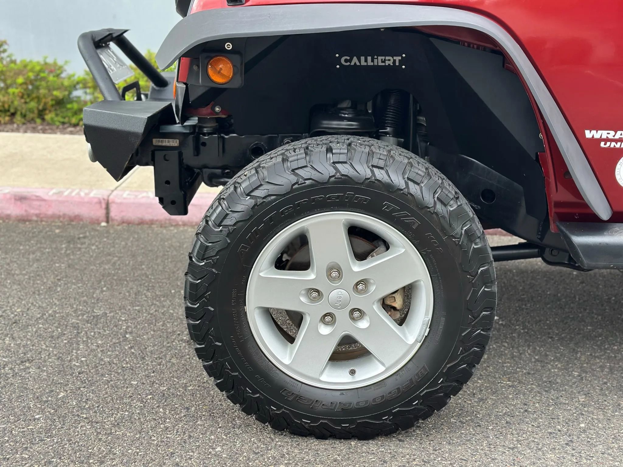 Used 2010 Jeep Wrangler Unlimited Rubicon w/ Dual Top Group image 23