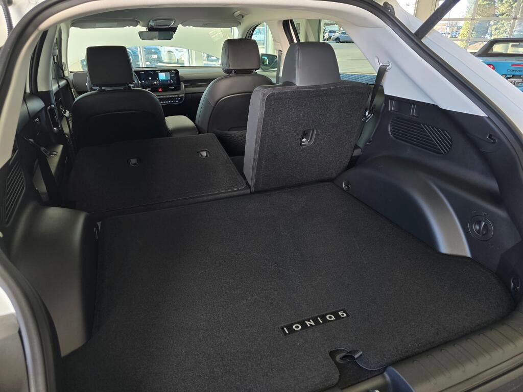 New 2026 Hyundai Ioniq 5 SEL image 17