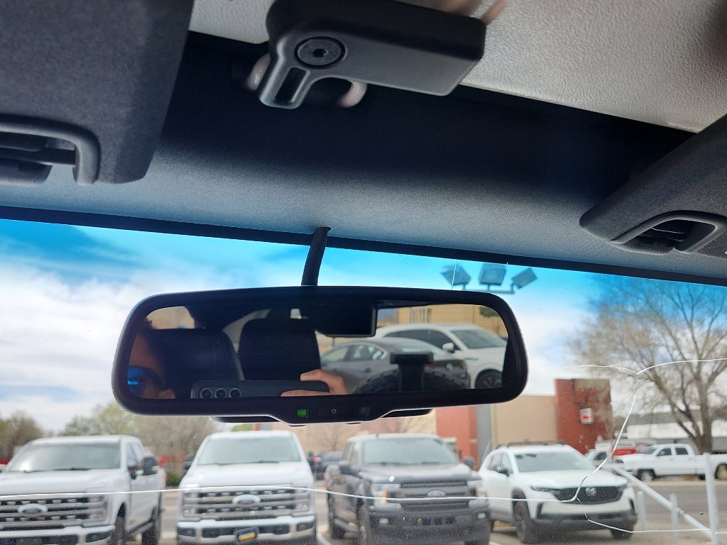 Used 2017 Jeep Wrangler Unlimited Sahara image 30