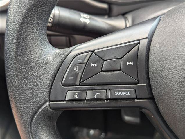 Used 2023 Nissan Versa S FWD image 11