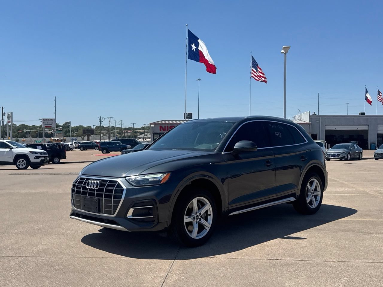 Used 2021 Audi Q5 2.0T Premium w/ Convenience Package AWD/4WD image 10