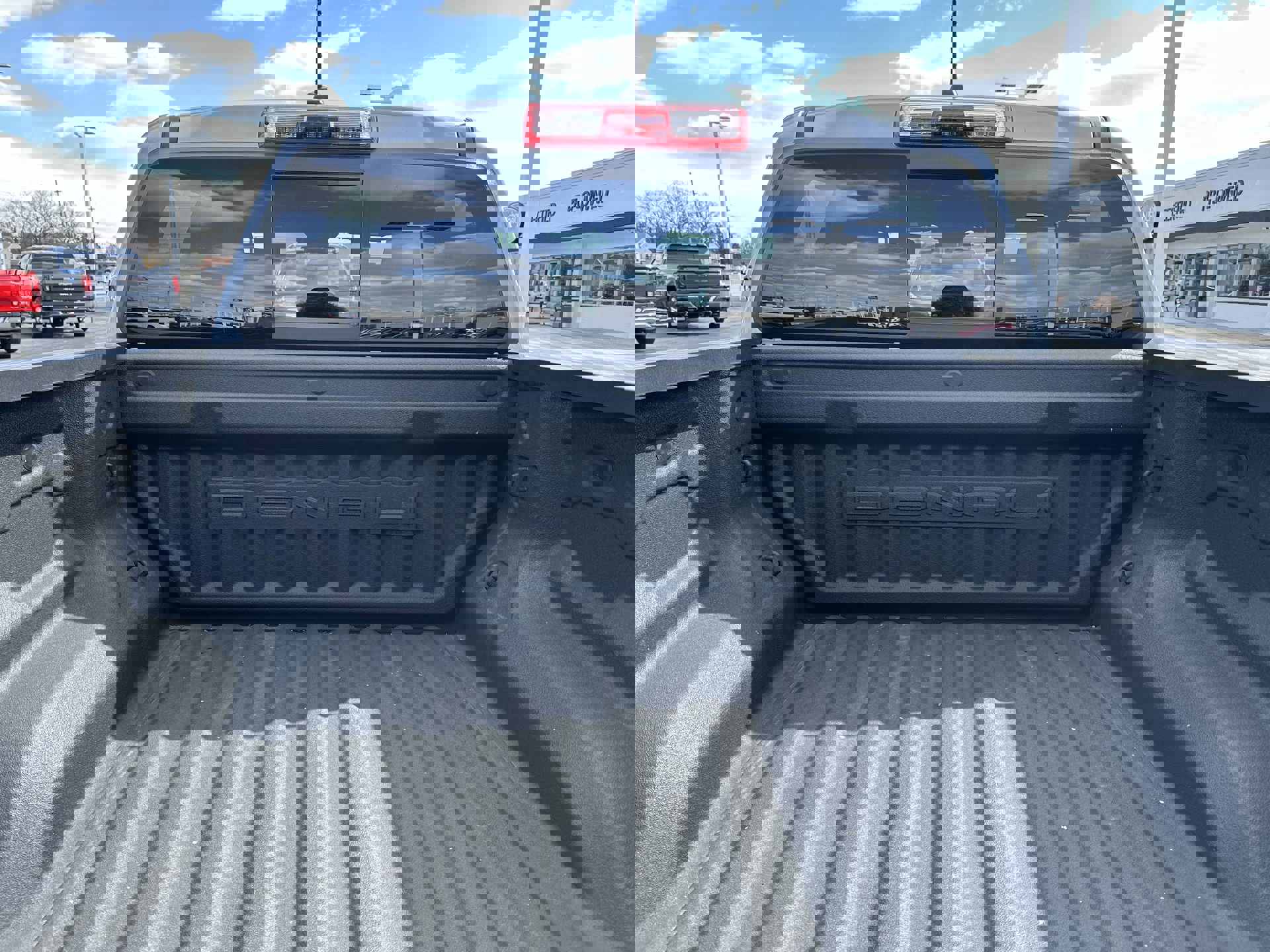 Certified 2024 GMC Canyon Denali image 24